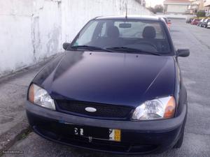 Ford Fiesta 18tddi van  Janeiro/01 - à venda -