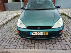 Ford Focus v Junho/99 - à venda - Ligeiros