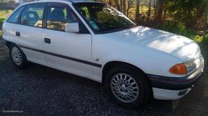 Opel Astra 1.7 td Abril/94 - à venda - Ligeiros