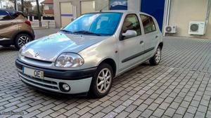 Renault Clio RXE cv Agosto/00 - à venda - Ligeiros