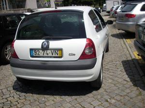 Renault Clio dci Julho/03 - à venda - Comerciais / Van,