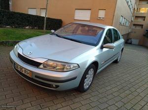 Renault Laguna v Março/01 - à venda - Ligeiros