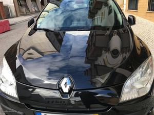 Renault Mégane 1.5 dci dinamique s Março/11 - à venda -
