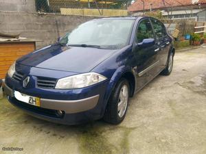 Renault Mégane Privilege Janeiro/05 - à venda - Ligeiros