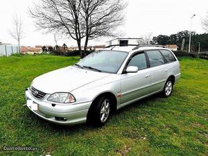 Toyota Avensis 1.6 vvti 100cv Março/02 - à venda -