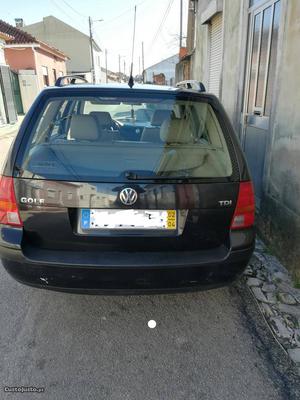 VW Golf IV TDI Março/02 - à venda - Ligeiros Passageiros,