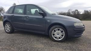 Fiat Stilo 1.9JTD C/GPS Dezembro/01 - à venda - Ligeiros