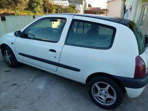 Renault Clio 1.9 d Dezembro/00 - à venda - Comerciais /