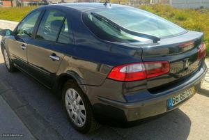 Renault Laguna privilege Março/03 - à venda - Ligeiros