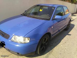 Audi A3 A3 Outubro/98 - à venda - Ligeiros Passageiros,