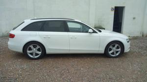 Audi A4 Avant 2.0 TDI Maio/14 - à venda - Ligeiros