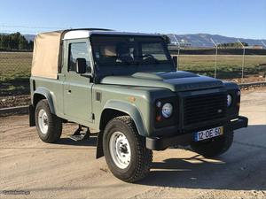 Land Rover Defender 90 Pickup 2.2 Novembro/13 - à venda -