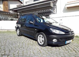 Peugeot 206 SW 1.4 XS Premium Agosto/03 - à venda -