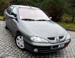 Renault Mégane 1.9 DTI (RXE) c A.C Março/99 - à venda -