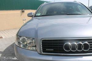 Audi A4 1.9TDI Sline quattro Junho/04 - à venda - Ligeiros