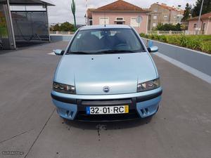 Fiat Punto 1.9 jtd 5 lugares Janeiro/01 - à venda -