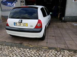 Renault Clio 1.5 dci Julho/01 - à venda - Comerciais / Van,