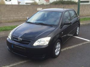 Toyota Corolla 1.4 D4D Fevereiro/07 - à venda - Ligeiros