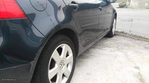 VW Golf 1.4 FSI Março/05 - à venda - Ligeiros Passageiros,