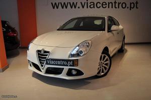 Alfa Romeo Giulietta 1.6 JTDM-CV Abril/16 - à venda -