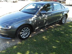Audi A4 2.0 TDI Agosto/13 - à venda - Ligeiros Passageiros,