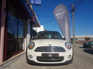 MINI One Cooper D Junho/11 - à venda - Ligeiros