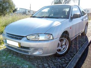 Mitsubishi Colt 1.3 Ar condicionado Dezembro/01 - à venda -