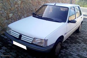 Peugeot  Junior 5 portas Abril/93 - à venda -