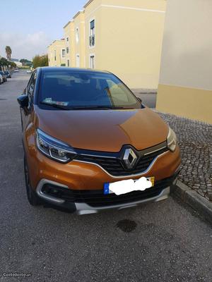 Renault Captur Dci Dezembro/17 - à venda - Ligeiros