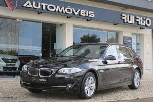 BMW 520 D Touring Execut AUT Julho/12 - à venda - Ligeiros