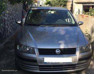 Fiat Stilo 1.9 JTD Dynamic Outubro/03 - à venda - Ligeiros