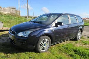 Ford Focus SW 1.6 TDCi Ghia Fevereiro/07 - à venda -