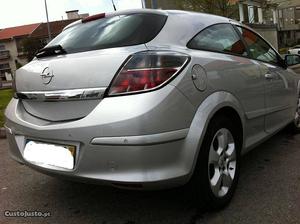 Opel Astra GTC cv 5LUG Maio/06 - à venda - Ligeiros