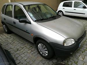 Opel Corsa b Dezembro/98 - à venda - Ligeiros Passageiros,