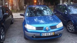 Renault Mégane 1.5 dci Junho/04 - à venda - Ligeiros