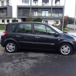 Renault Scénic Dci Junho/05 - à venda - Ligeiros