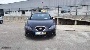 Seat Leon 1.9TDi Sport Maio/06 - à venda - Ligeiros