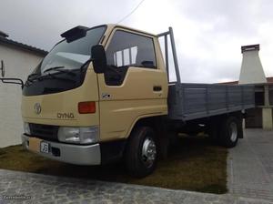 Toyota Dyna 150 Dezembro/97 - à venda - Comerciais / Van,