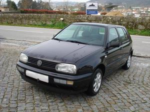 VW Golf  i GL Março/96 - à venda - Ligeiros