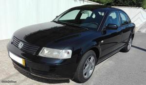 VW Passat 1.9tdi Pd 115 Fevereiro/00 - à venda - Ligeiros