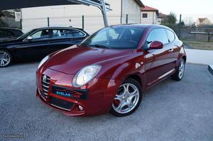 Alfa Romeo Mito 1.3 JTDm Distinctive Abril/11 - à venda -