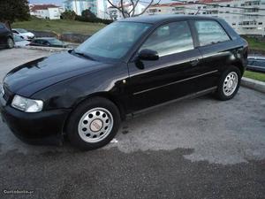 Audi A3 1.6 Maio/98 - à venda - Ligeiros Passageiros,