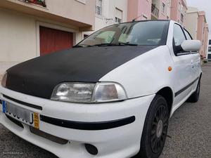 Fiat Punto 1.7 td70 Julho/99 - à venda - Ligeiros