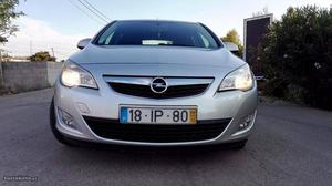 Opel Astra 1.7 CDTI Cosmo Dezembro/09 - à venda - Ligeiros