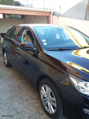 Peugeot 308 SW 120 cv Julho/14 - à venda - Ligeiros