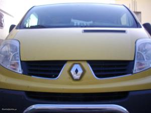 Renault Trafic 6 lugares mista Maio/08 - à venda -