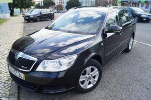 Skoda Octavia 1.6TDI 105 GreenLine Maio/12 - à venda -