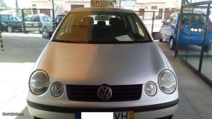 VW Polo 1.2 de 5 Portas Julho/03 - à venda - Ligeiros