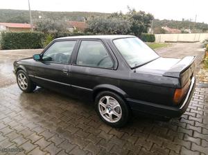 BMW 316 Coupé Fevereiro/90 - à venda - Ligeiros