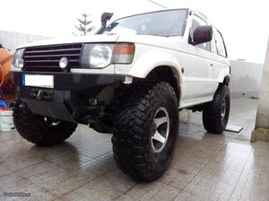 Mitsubishi Pajero com material TT Junho/94 - à venda -